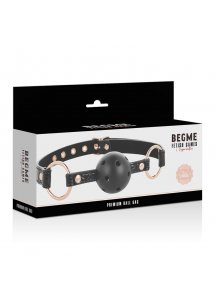 BEGME BLACK - WEGAŃSKI KNEBEL DO UST KULOWY Z DZIURKAMI