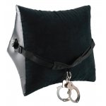 FETISH FANTASY SERIES - MIŁOSNA PODUSZKA DO SEKSU Z KAJDANKAMI I PASEM BDSM