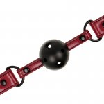 FETISH SUBMISSIVE - CZERWONY KNEBEL KULOWY Z DZIURKAMI DO ODDYCHANIA